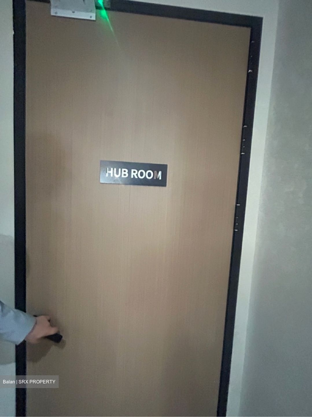 Lippo Centre (D2), Office #486903101